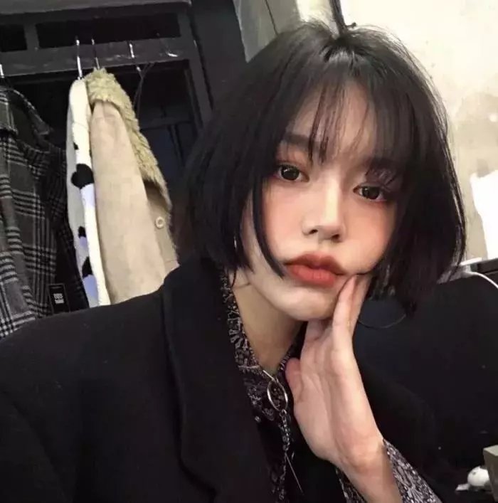 赤裸女羔羊